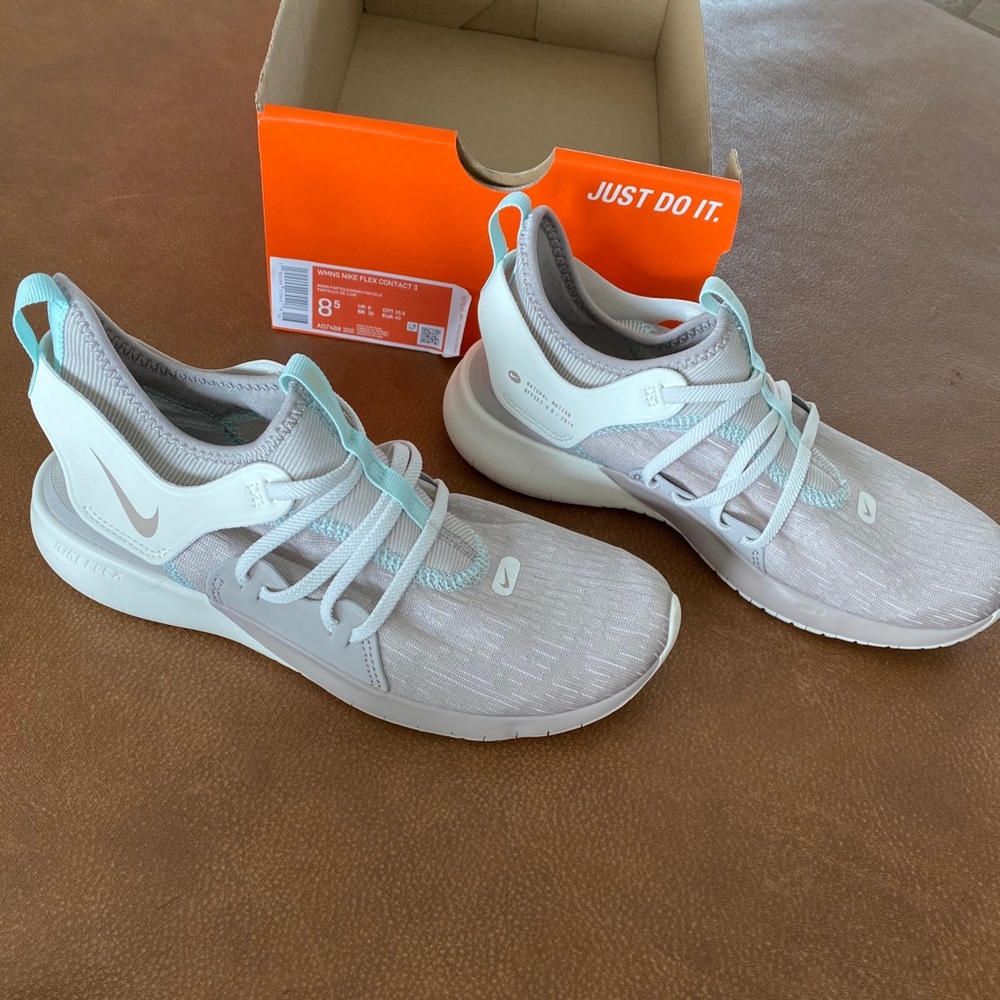Women’s Nike Flex Contact 3 Sneaker
